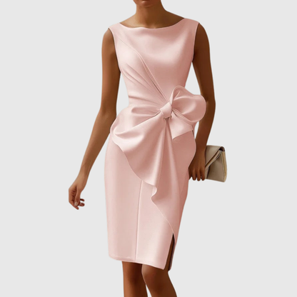 Claudine | Stylish Sleeveless Midi Dress