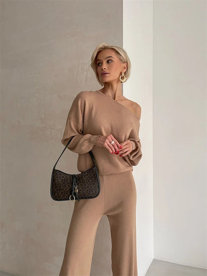 Crisha - Elegant Set