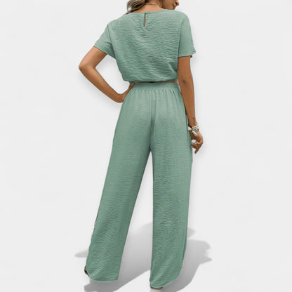 Chic Relaxed Fit Ensemble