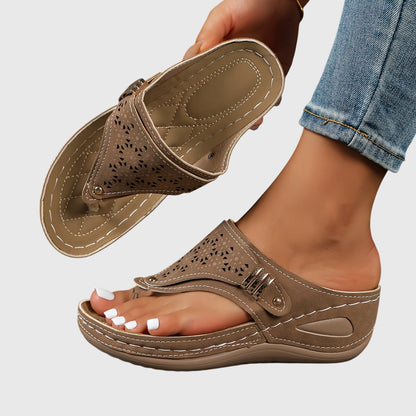 LIVIA | COMFORTABLE SANDALS