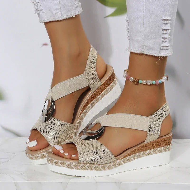 Ariella - Relaxed Sandals